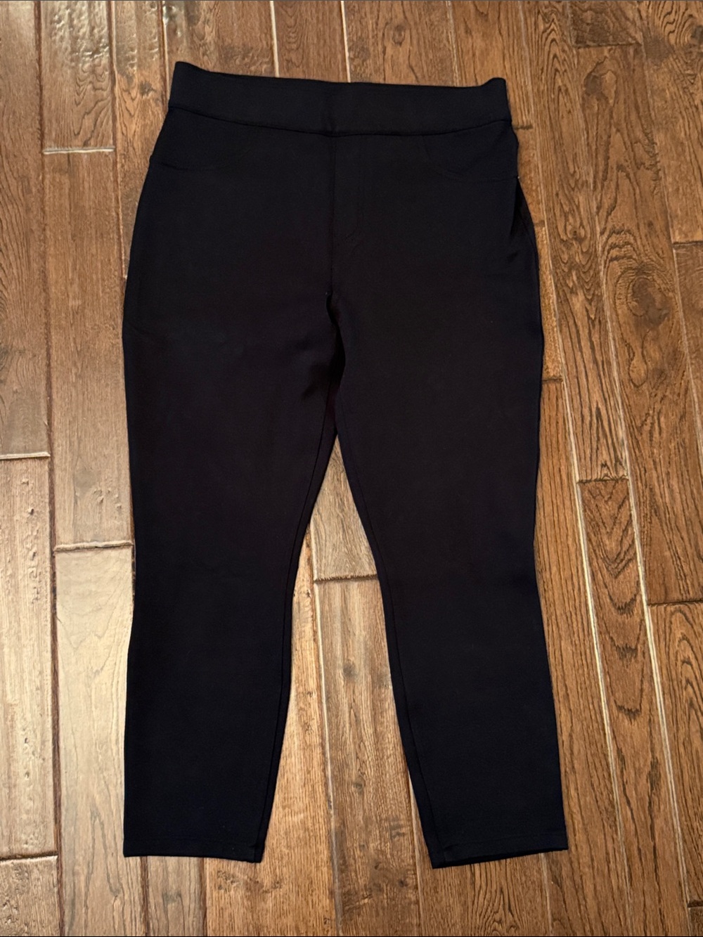 SPANX Black Cropped Ponte Slim Ankle Pants